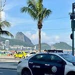 Apartamento Av Atlantica Copacabana